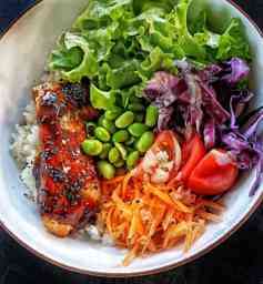 Teriyaki miska s lososom